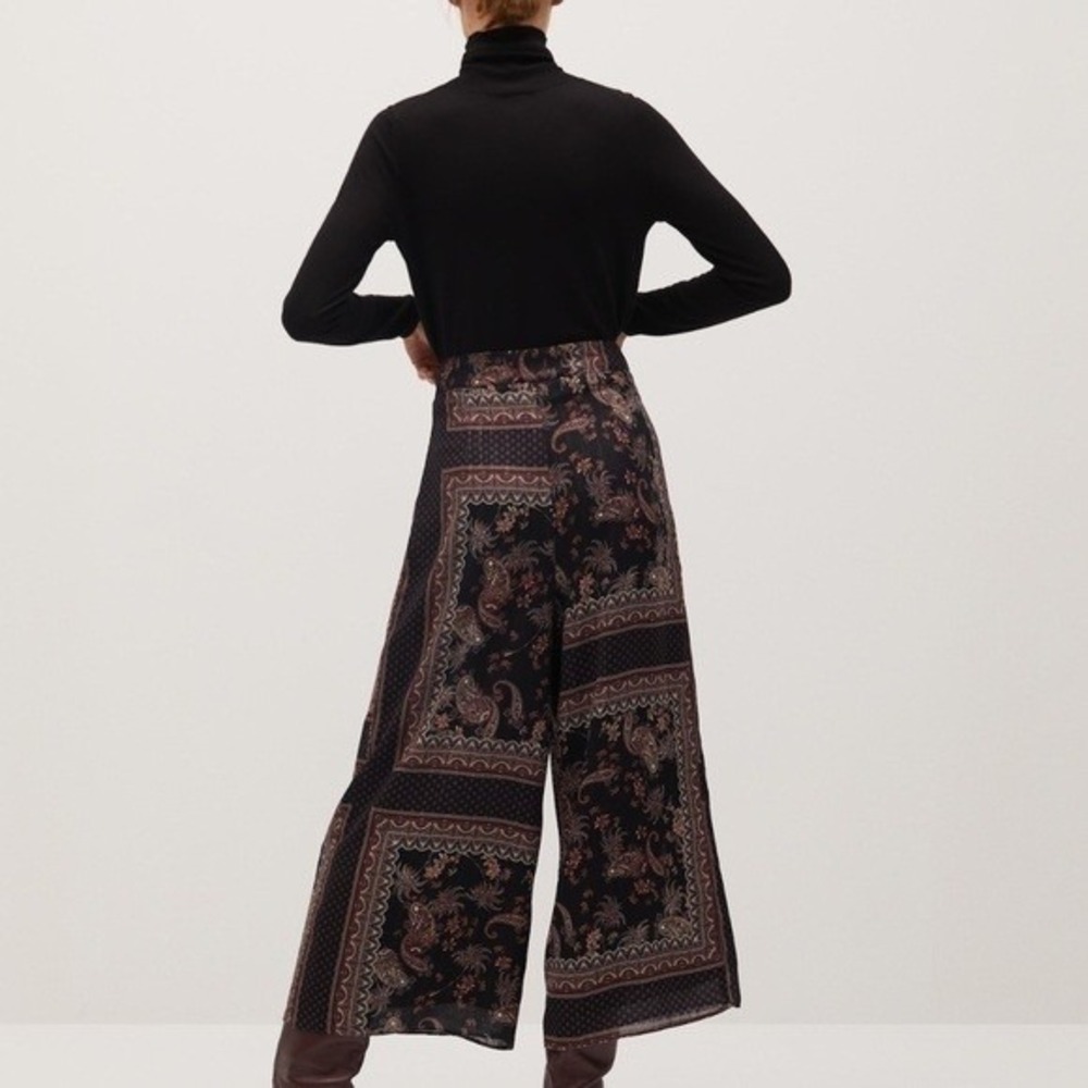 NWOT MNG 8 Paisley Floral Wide Leg Gaucho Trouser Pants 130676